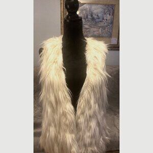 GRACE ELEMENTS Faux Fur VEST Womens Sz M Cream And Beige Blend Casual Work Party